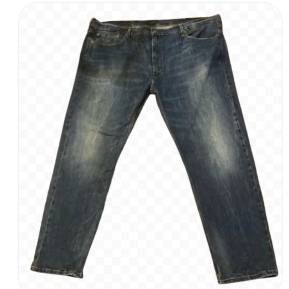 Levi’s 502 Men’s Sz 46 x 32-34 Distressed EUC